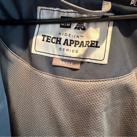 Tech Apparel Navy, Red, Grey Jacket size Large - Picture 3 of 3